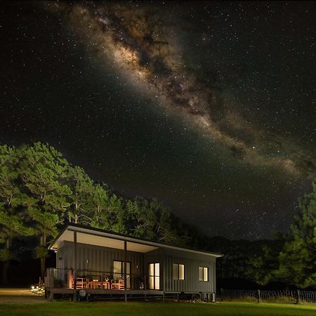 Contained In Nimbin Accommodation エクステリア 写真