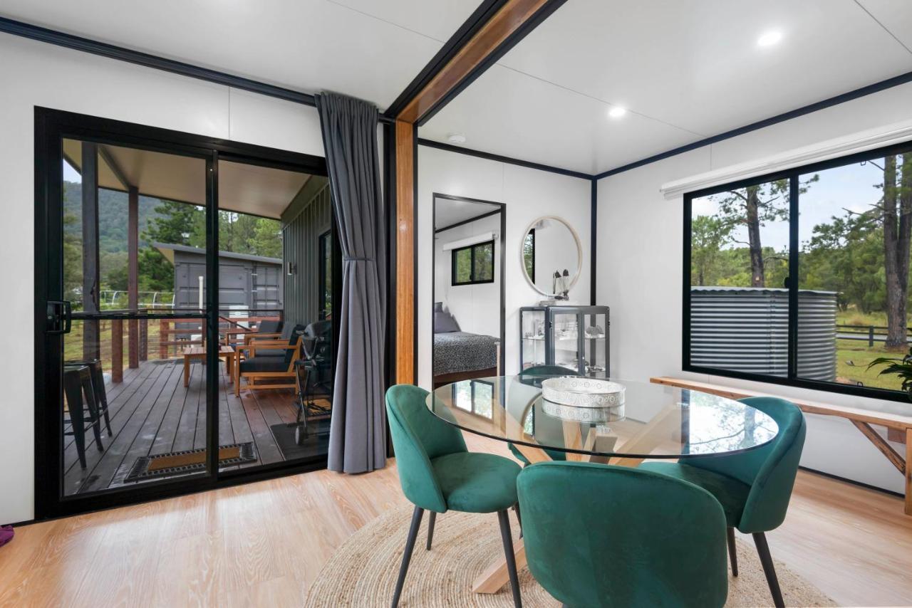 Contained In Nimbin Accommodation エクステリア 写真